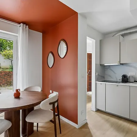 High Standing 4 Pers Apartment Argenteuil